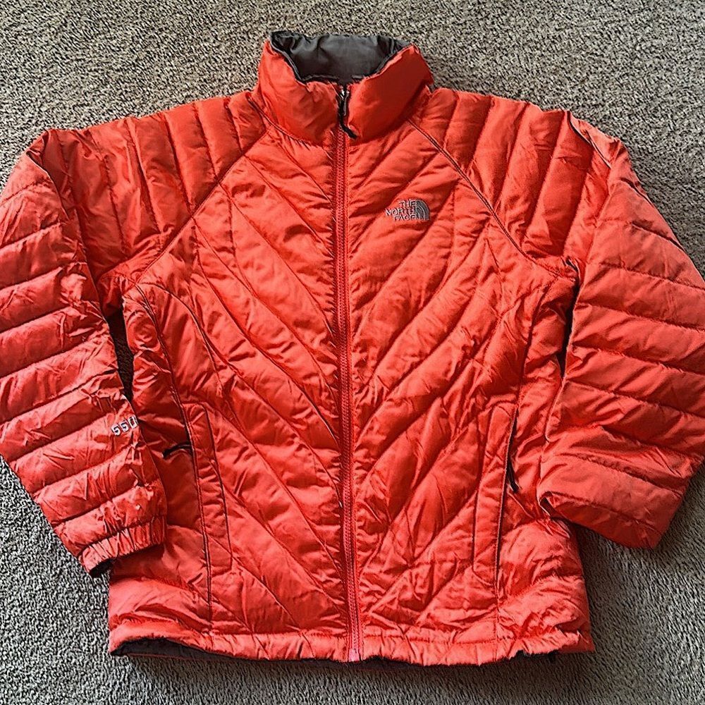 Rare! The North Face 550 Women’s Puffer Jacket! - Picture 8 of 9